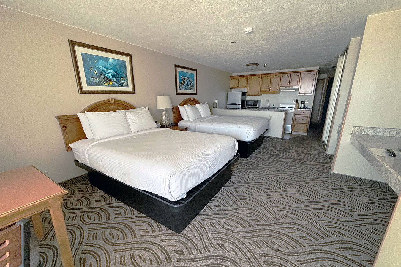 Guest room with two queen beds